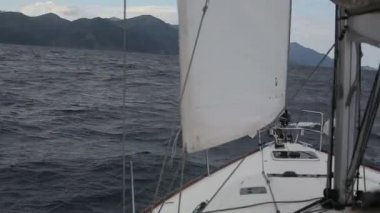 kabarma regatta adlı yat.