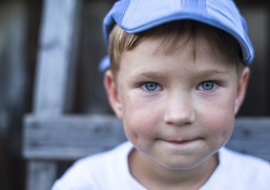 Tatlı küçük çocuk portresi