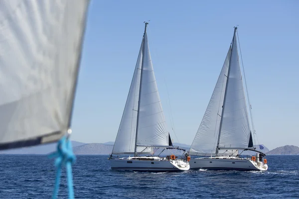 Voiliers en régate de voile — Photo