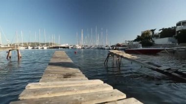 Marina Yunan Andros Adası.