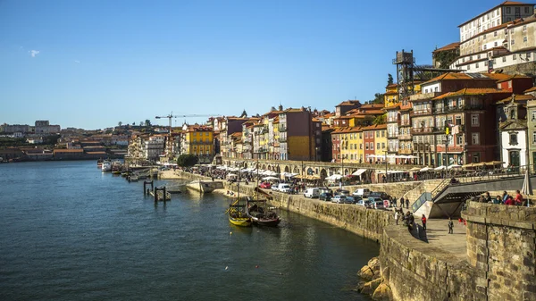 Bateaux traditionnels à la rivière Douro — Photo