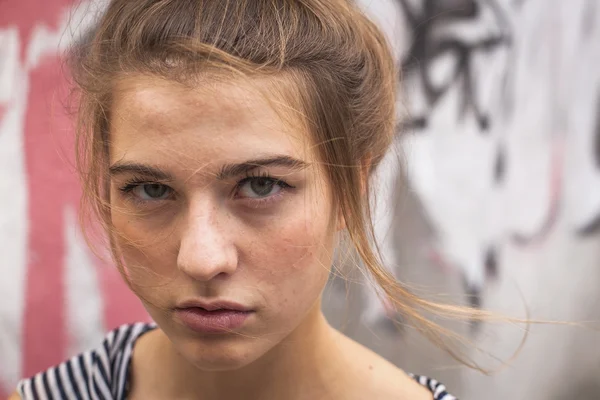 Menina com olhos expressivos — Fotografia de Stock