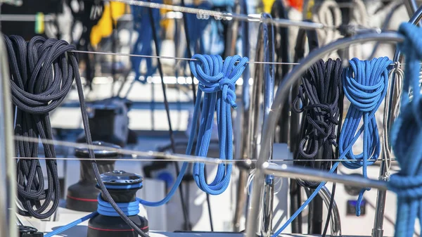 Ropes on Sailing yacht rigging — Stock Photo, Image