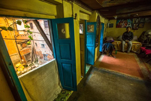 Yoksul insanların içinde Nepal'de ev — Stok fotoğraf