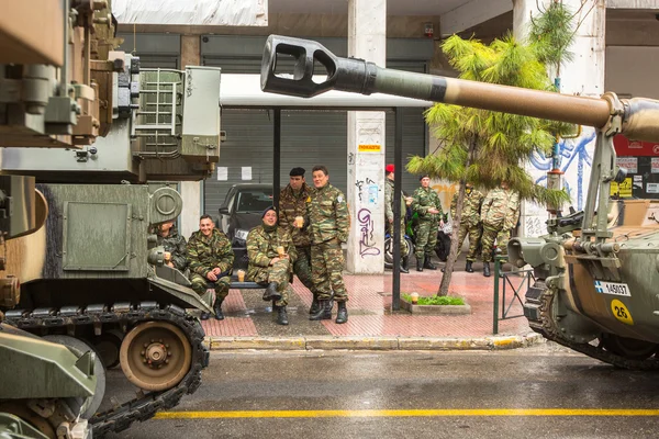 Unidentified participants and military equipment — Stock Photo, Image