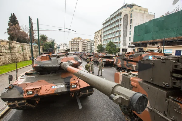 ギリシャの軍事パレード中に — ストック写真