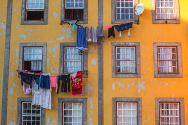 Porto geleneksel kurutma giysili