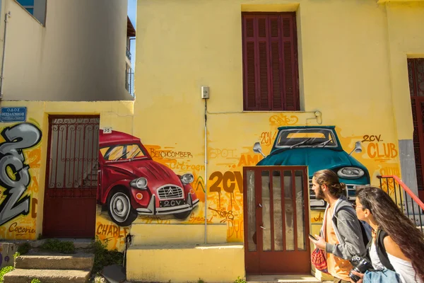 Modern graffitikonst på stadsmuren — Stockfoto