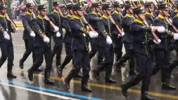 Военный парад в честь Дня независимости Греции — стоковое видео