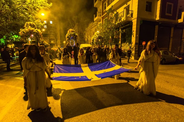 Människor under firandet av ortodoxa påsken — Stockfoto