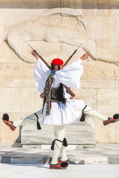 Yunan askerleri Evzones (veya Evzoni) — Stok fotoğraf