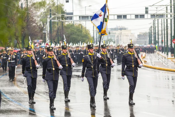 Militaire parade voor de dag van de onafhankelijkheid van de Griekenland — Stockfoto