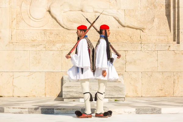 Greek soldiers Evzones (or Evzoni) — Stock Photo, Image