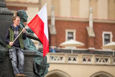 Polonya Cumhuriyeti ulusal bayrak günü
