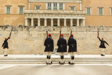 Yunan askerleri Evzones