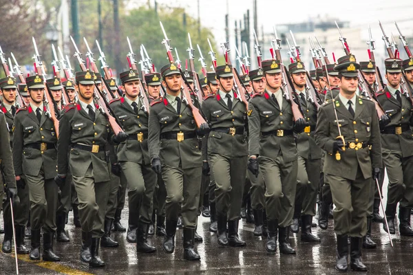 Défilé militaire pour la fête de l'indépendance de la Grèce — Photo