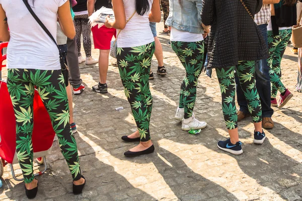 Unbekannte Teilnehmer des Marsches für die Befreiung von Cannabis — Stockfoto