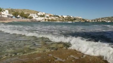 Hidra Adası ve denizciler sokaklarında