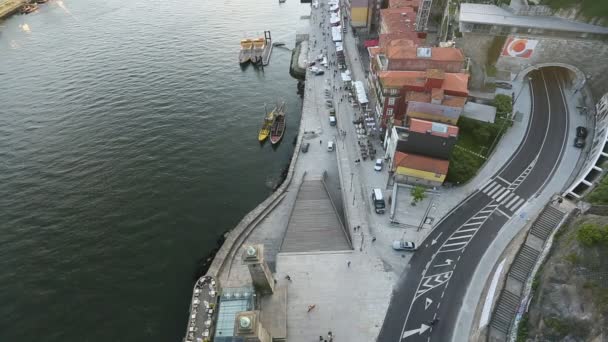 Top View of Douro river at center of Porto. — Stock Video