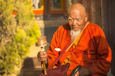 Tanımlanamayan Budist rahip