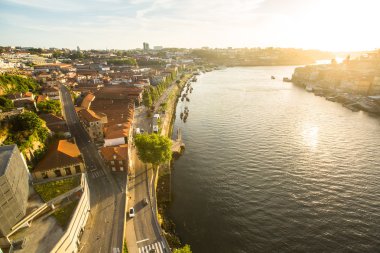 Douro nehirde Porto Merkezi.