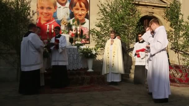 During the celebration the Feast of Corpus — Stock Video