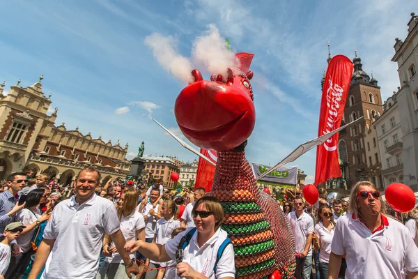 During the parade of dragons near St.Mary's Basilica — Stock Photo, Image