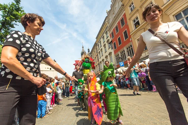 Durante o desfile de dragões — Fotografia de Stock