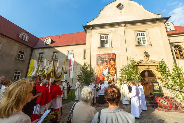 Tijdens de viering van het feest van Corpus Christi — Stockfoto