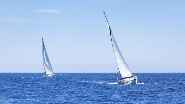 Båtar i segling regatta — Stockfoto