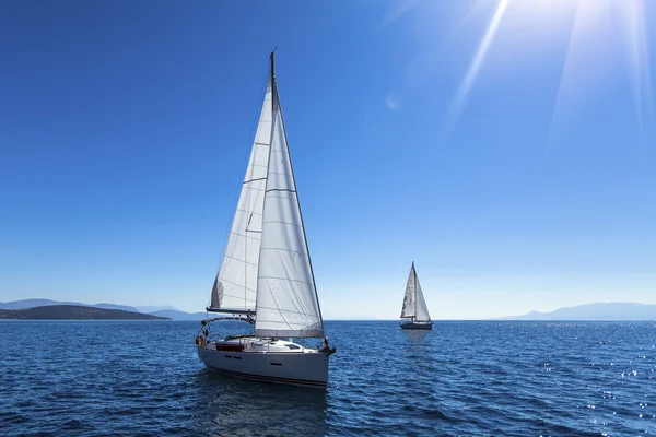 Sailing yacht race — Stock Photo, Image