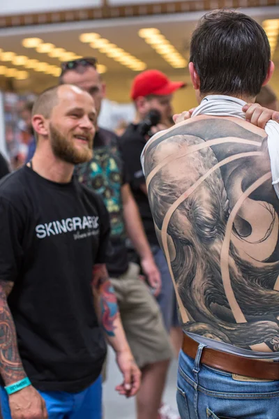 Unidentified participants at International Tattoo Convention — 图库照片