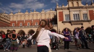 Katılımcılar sokak tiyatroları Uluslararası Festivali