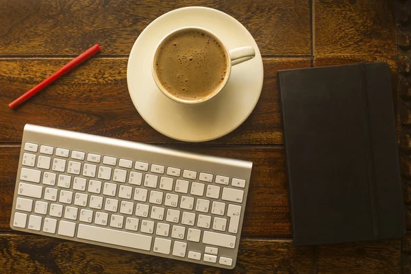 Tasse de café et clavier — Photo