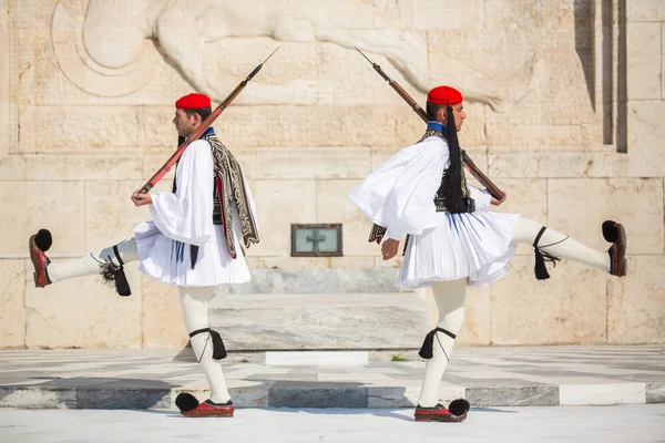 Soldados griegos Evzones — Foto de Stock
