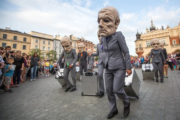 Participantes no Festival Internacional de Teatros de Rua — Fotografia de Stock