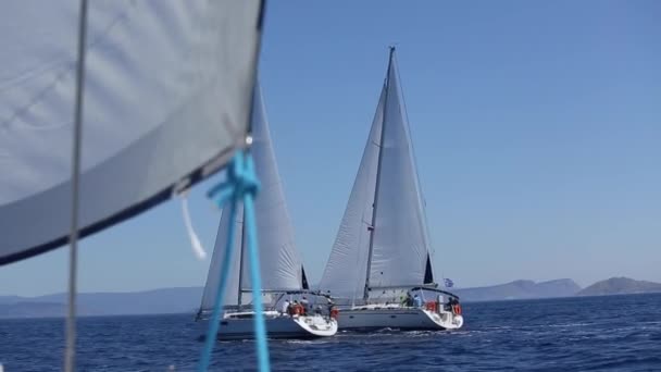 Berlayar regatta di Laut Aegea — Stok Video