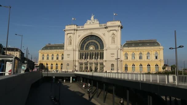 Stazione ferroviaria di Budapest Keleti — Video Stock