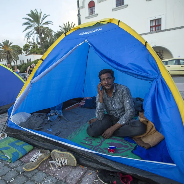 Niet-geïdentificeerde vluchteling in Kos — Stockfoto