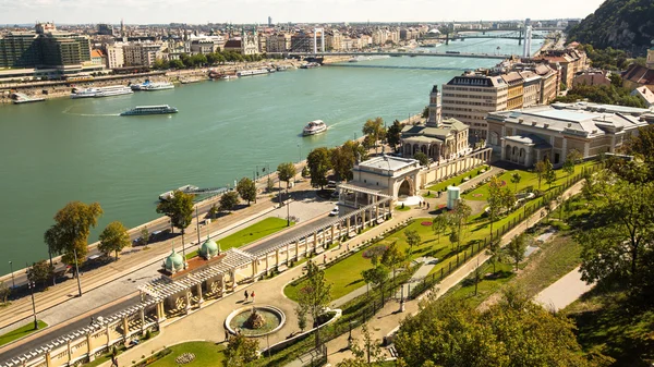 Promenady nad Dunajem w Budapeszcie — Zdjęcie stockowe