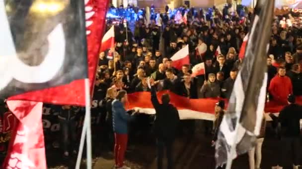 Nationalists protest in center of Krakow. — Stock Video