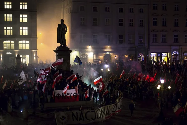 クラクフの中心の国家主義者抗議. — ストック写真