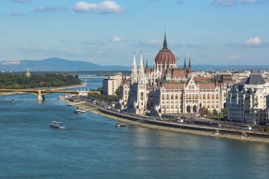 panorama of the Danube Promenade