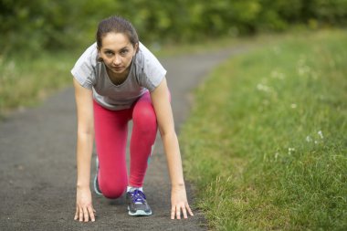 Kız Jogging başlatmak hazır