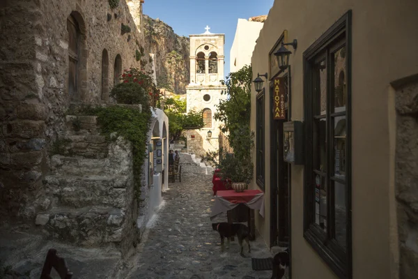 Stenen huizen op middeleeuwse vesting, Monemvasia — Stockfoto