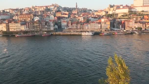 Top view of flew over the historical center of Porto, Ribeira and the Douro river, Portugal. — Stock Video