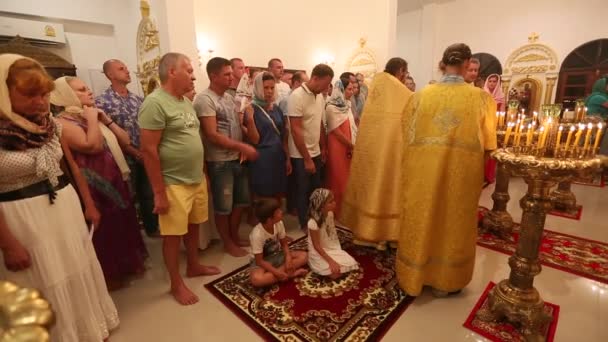 Christmas service and the vigil on Feast of the Nativity of Christ (Russian Orthodox Church) — Stock Video