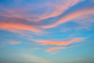 güzel bir bulutlu gökyüzü