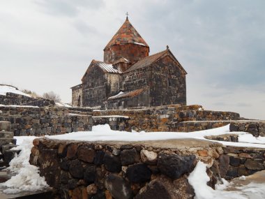 Sevanavank - Ermenistan'daki Sevan Gölü kıyısında bir Manastırı (9.Asır).