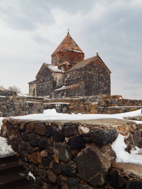 Sevanavank - Ermenistan'daki Sevan Gölü kıyısında bir Manastırı (9.Asır).